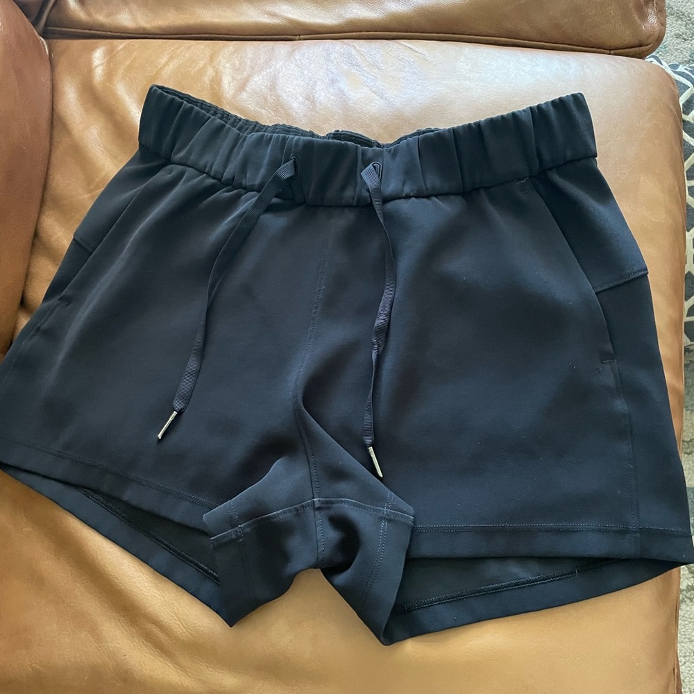 On the fly Lululemon Black Shorts